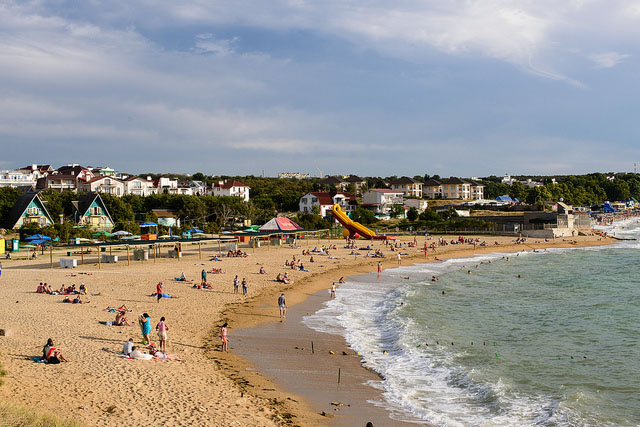 Цены на отдых на песчаных пляжах Крыма
